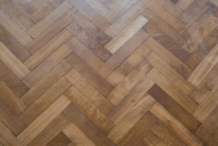 Comment r&eacute;aliser l'entretien de votre parquet &agrave; Dangolsheim ?