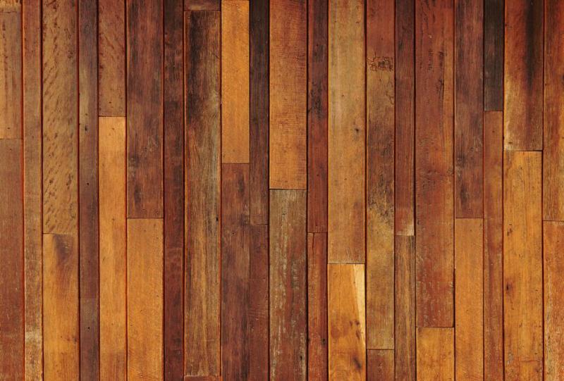 Pon&ccedil;age du parquet : techniques et conseils pour un r&eacute;sultat durable